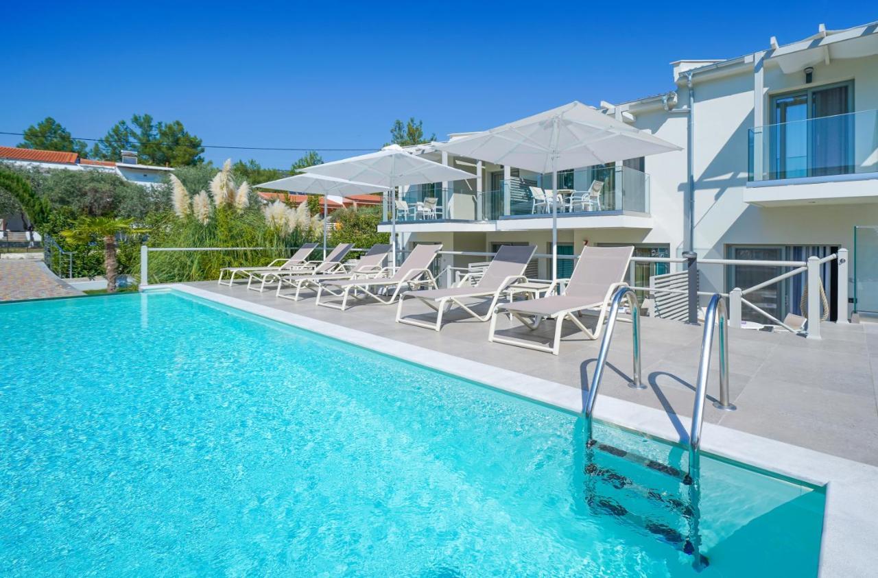 The Elegant Apartments Potos Exterior photo
